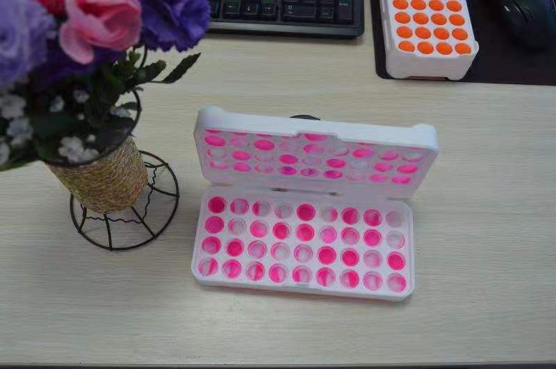 Novelty Silicone Pencil Case for Stress Relief and Temperature Range -40 °C to 230 °C