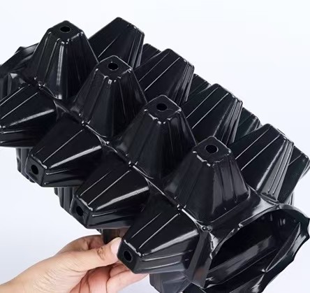 Rectangular Nursery Seedling Tray PS Plastic 32 Cell Seed Starter Tray