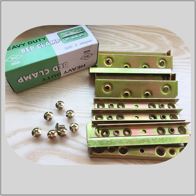 High Durability Screw Hook Hinge Yellow Zinc Color 480g Corner Brackets 8screws