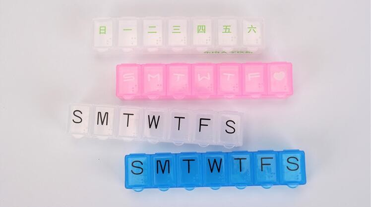 Portable Creative style foldable travel plastic cup with pill case, Random color creative travel cup with pill case for