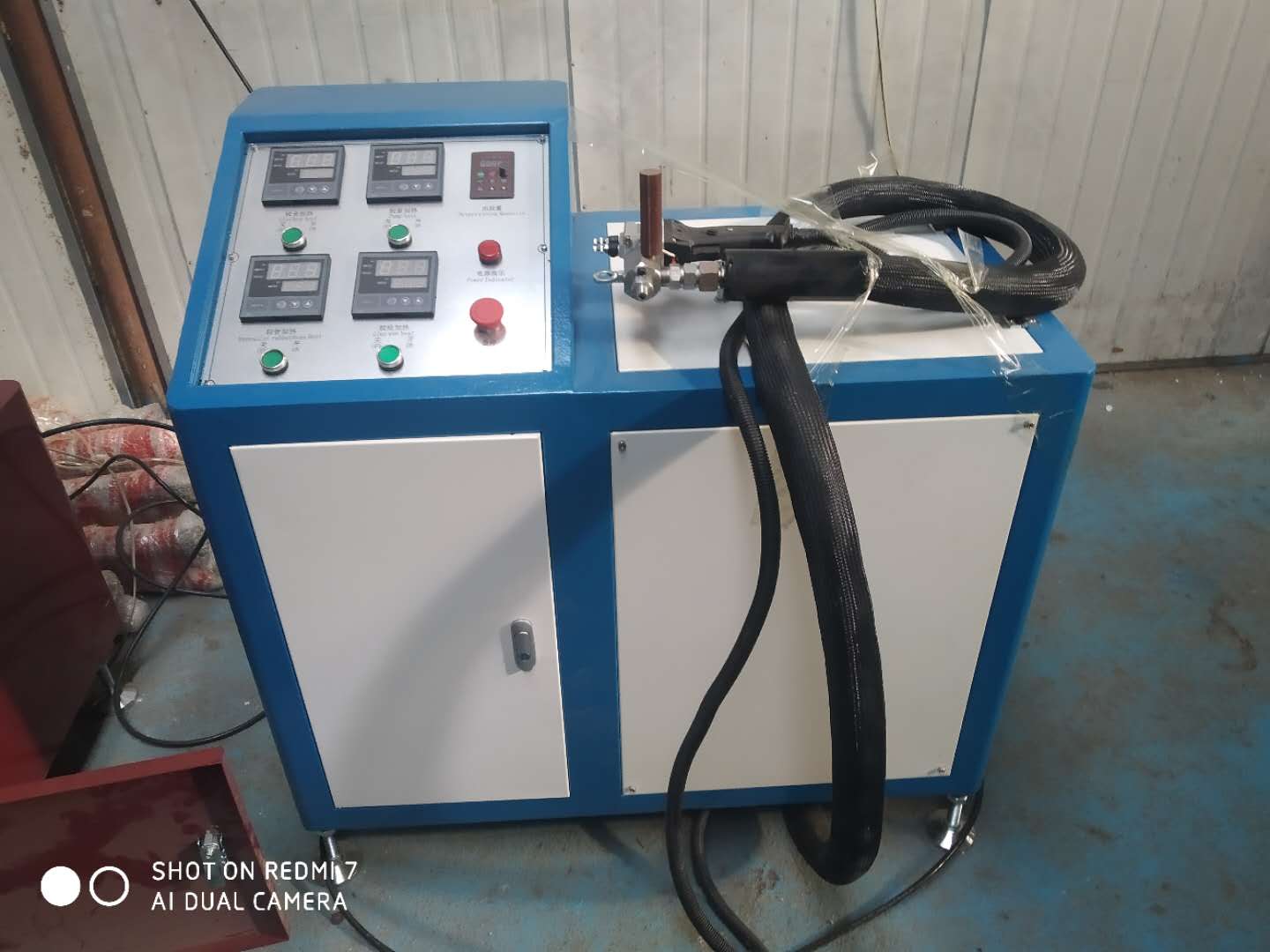 hollow glass hot melt sealing machine