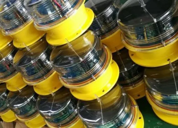 Factory Price Photocell Lithium Battery Die-Casting GPS IP68 80m/S Bridge Tower Crane Wind Turbine Airport Oil Offshore Platform LED Solar Marine Lantern Light