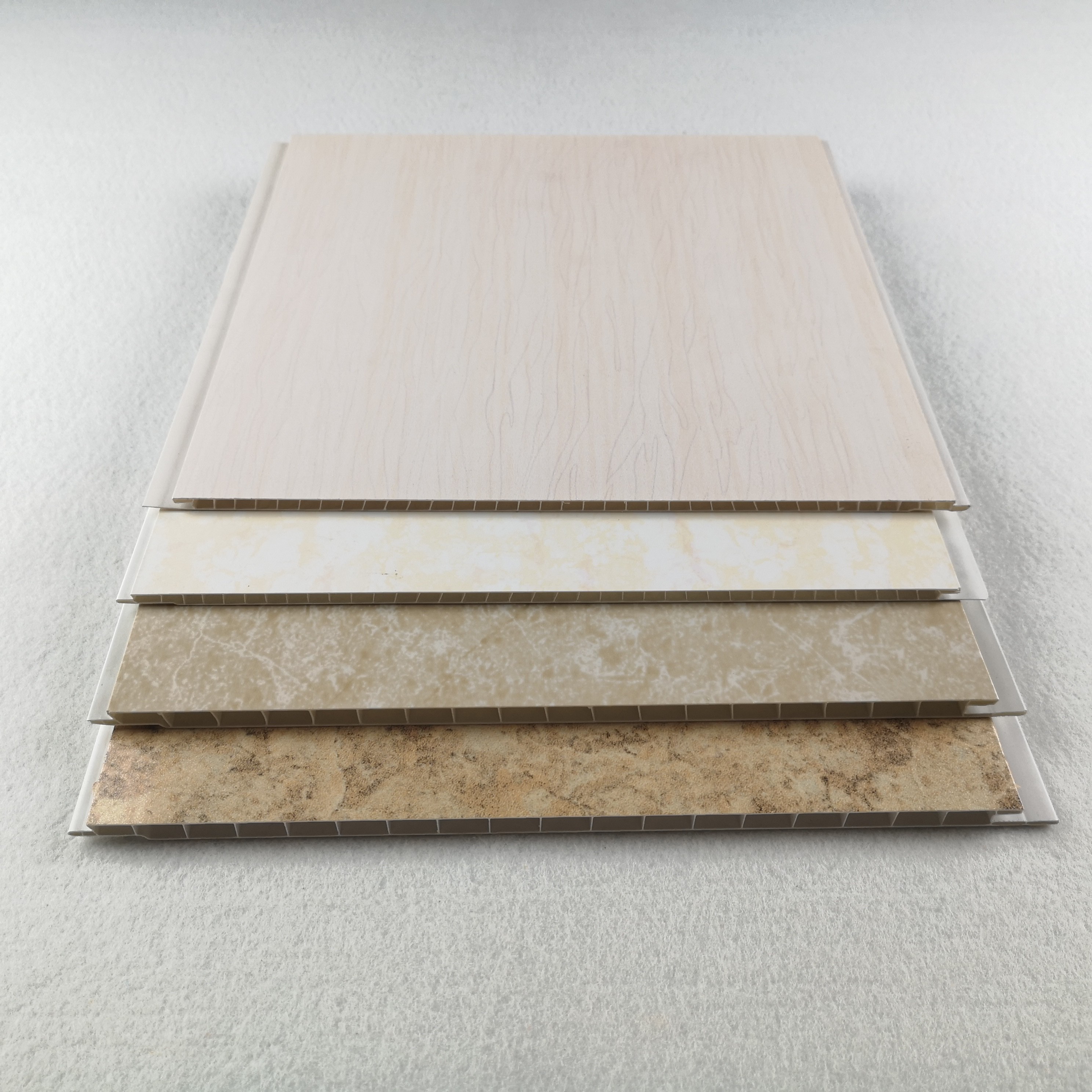 Waterproof Laminated Pvc Ceiling Panel Moulding For Decoration