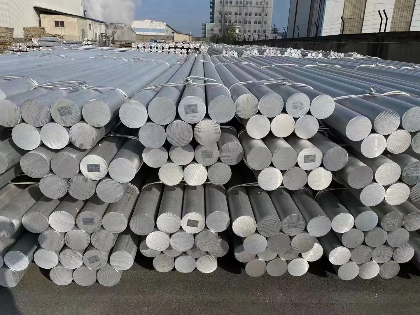 OD 3mm - 500mm Aluminium Round Bar 6061 Mill Finish Silvery White