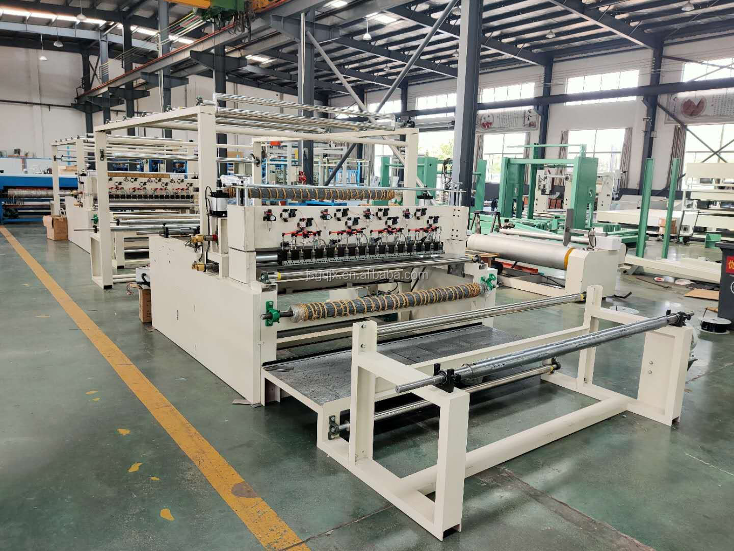 5-45m/min Hot Melt Glue Spray Laminating Machine for Automobile Industry Manufacturing