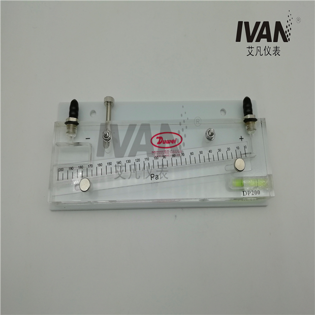 Industrial Grade DP200 Red Oil Tilt Differential Pressure Gauge for Accurate Monitoring