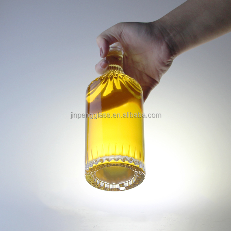 Screw Cap Glass Bottle for Whisky Vodka Champagne Tequila Gin Rum 750ml 1000ml Transparent
