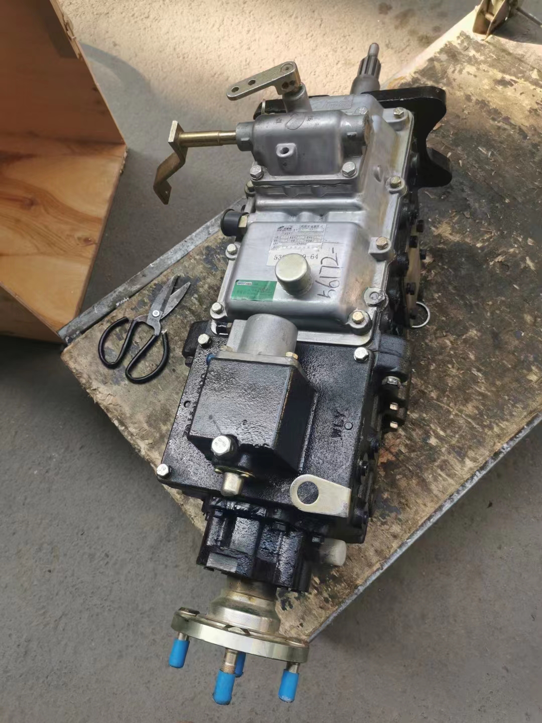140 145 145/6 Dongfeng Wanliyang Light Truck Gearbox for Heavy Duty Trucks 2020-