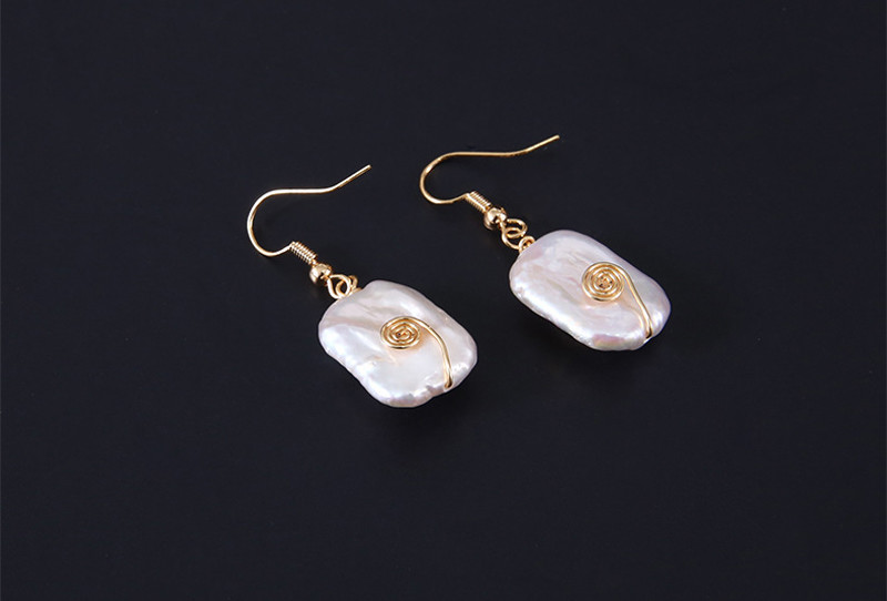 New Natural Baroque Pearl Stud Earrings Hand made Metallic Twist Braided Design Pearl Natural Baroque Pearl Earring