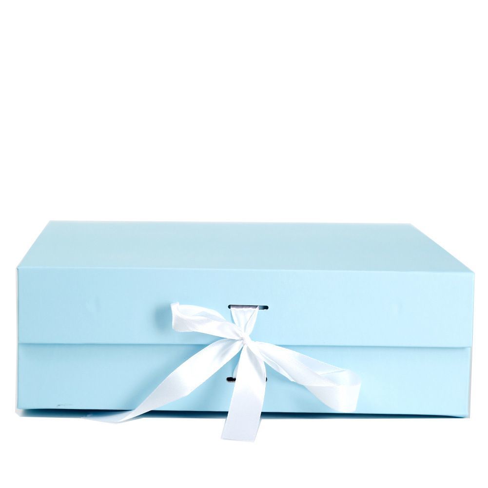 Custom Flat Cardboard Clothes Magnetic Folding Packaging Gift Box
