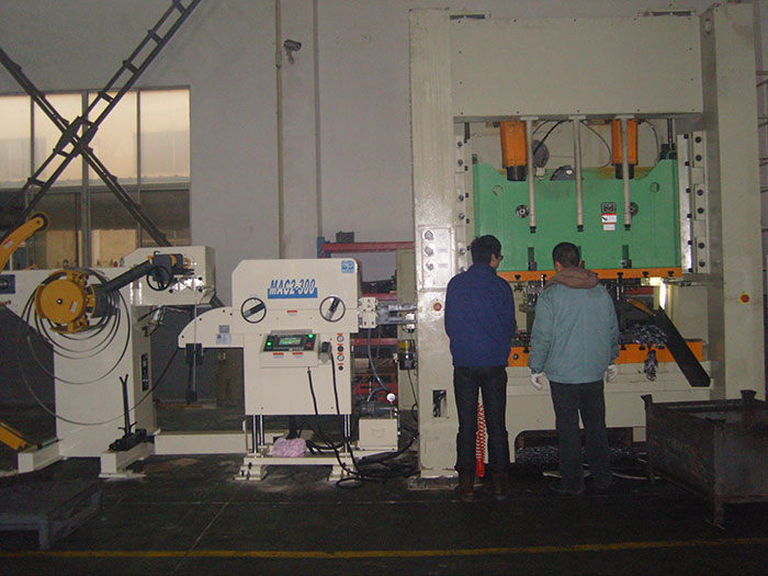 roller feeder