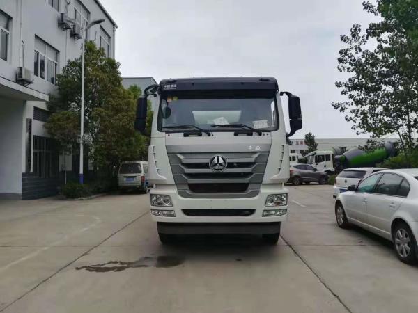 10m3 Concrete Truck 8*4 Mobile HOWO Concrete Mixer Truck Machine For Constructio