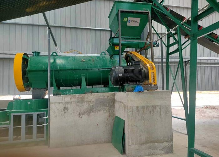 Compost Fertilizer Granulation Equipment Chicken Manure Granulating Machine Organic Waste Fertilizer Granulator Machine