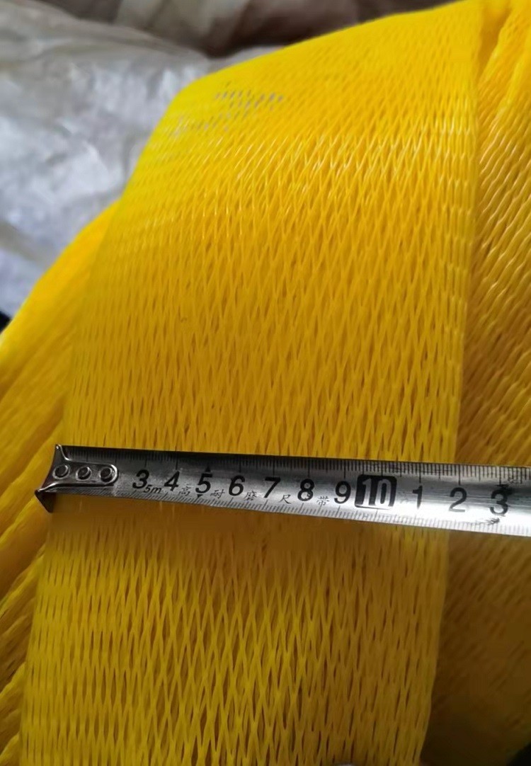 PE Extrusion Process Protective Sleeve Net For Auto Parts 18 Mesh