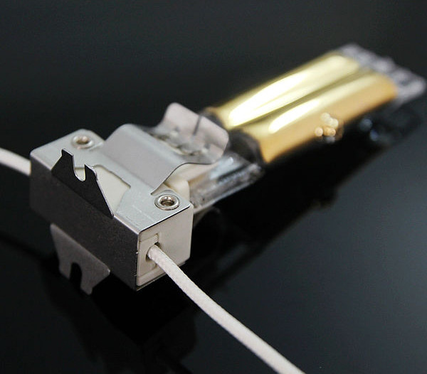 250V 10A Halogen Light Clips corrosion resistance For Quick Connect K525k/Tc04