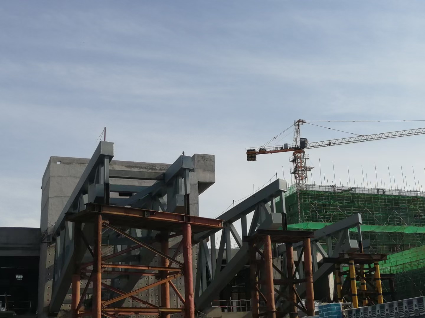 Prefabricated Structural Steel Truss Frame Fabrication And Supply