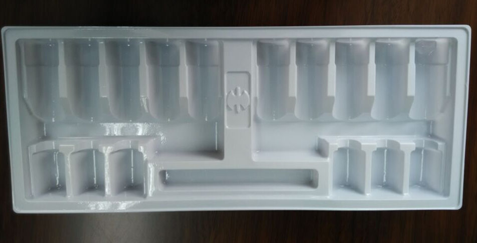Plastic tray for health care products, blister