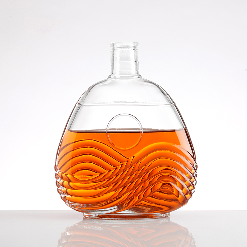 Hot Stamping 750ml Whiskey Glass Bottle for Beverage Manufacturing Process