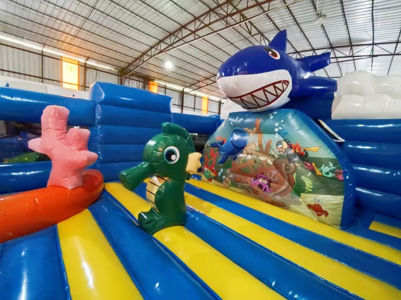 Customzied Inflatable Bouncy House Undersea World Fun City Jumping Castle