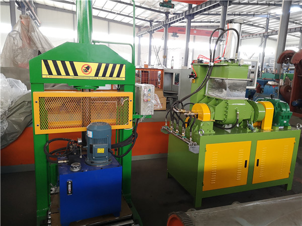 XQL-80 Auto PLC Control High Efficiency Rubber Bale Cutting Machine For Rubber 0