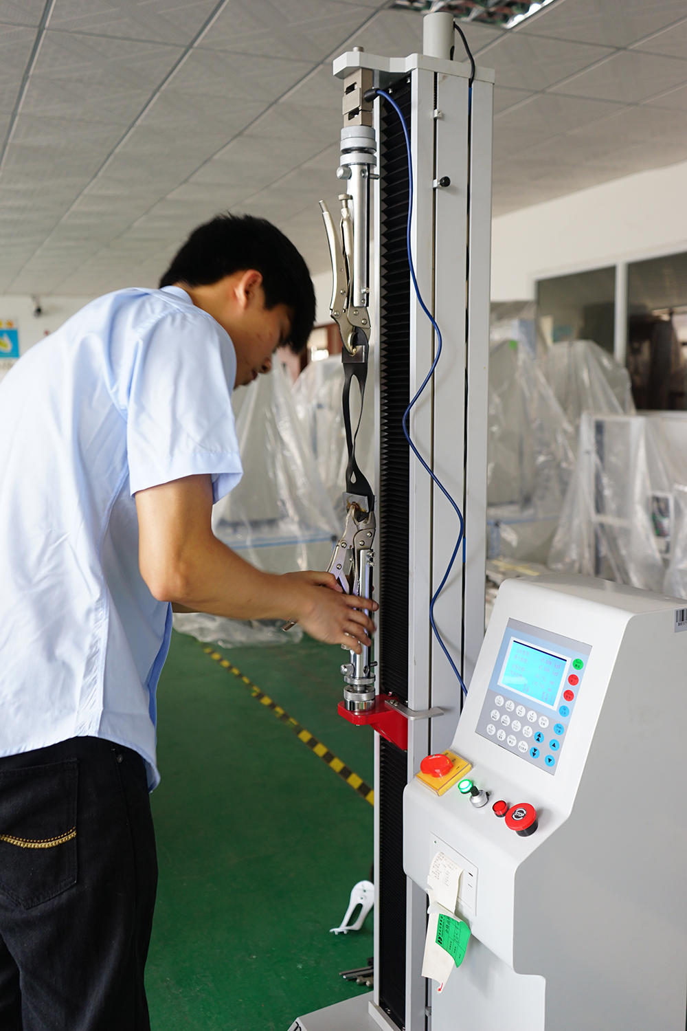 tensile test machine