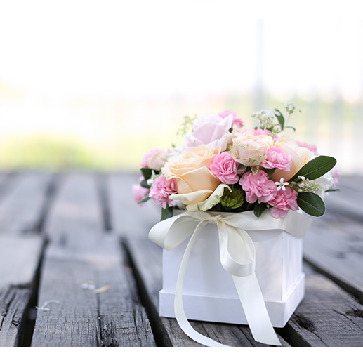 Customer's Logo Square Mini Rigid Paper Rose Soap Flower Box for Gift Bouquet Packaging