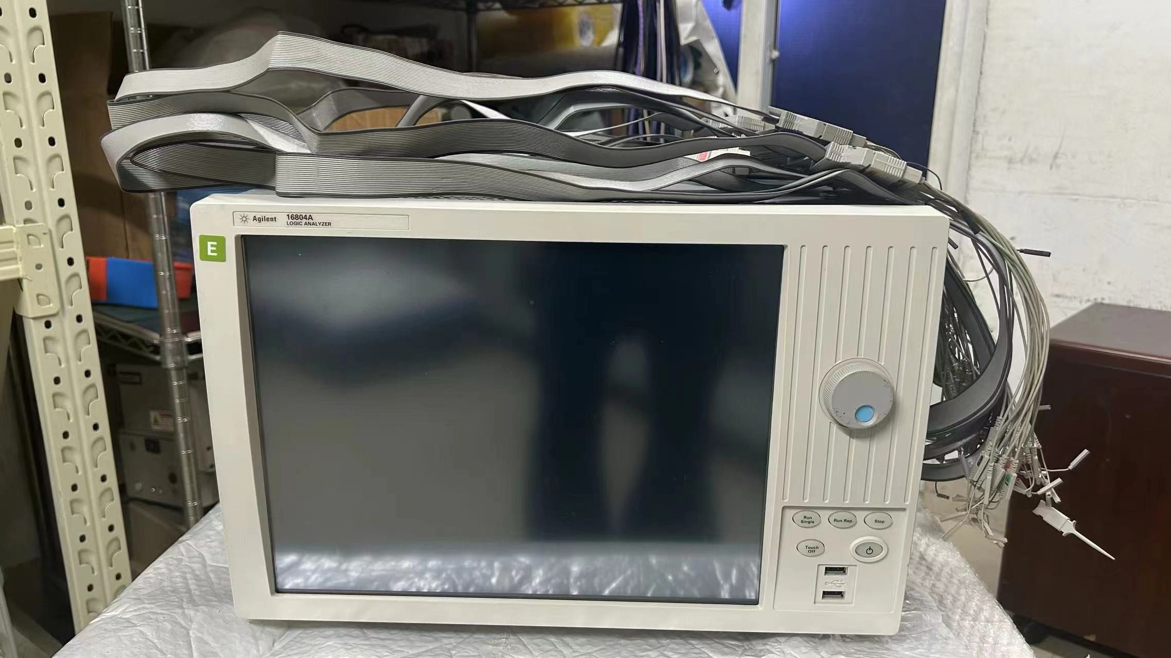 Keysight Agilent 16804A 136-Channel Portable Logic Analyzer tested in ful working conditions