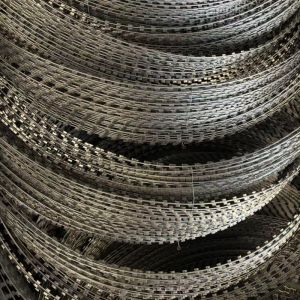 Silver Constantine Razor Wire / Security Protection Gi Concertina Wire BTO-10