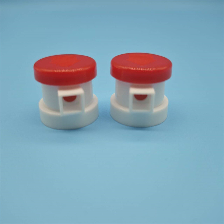 Efficient Footwear Cleaning Valve for Sneaker Maintenance - Precise Application, Durable Design