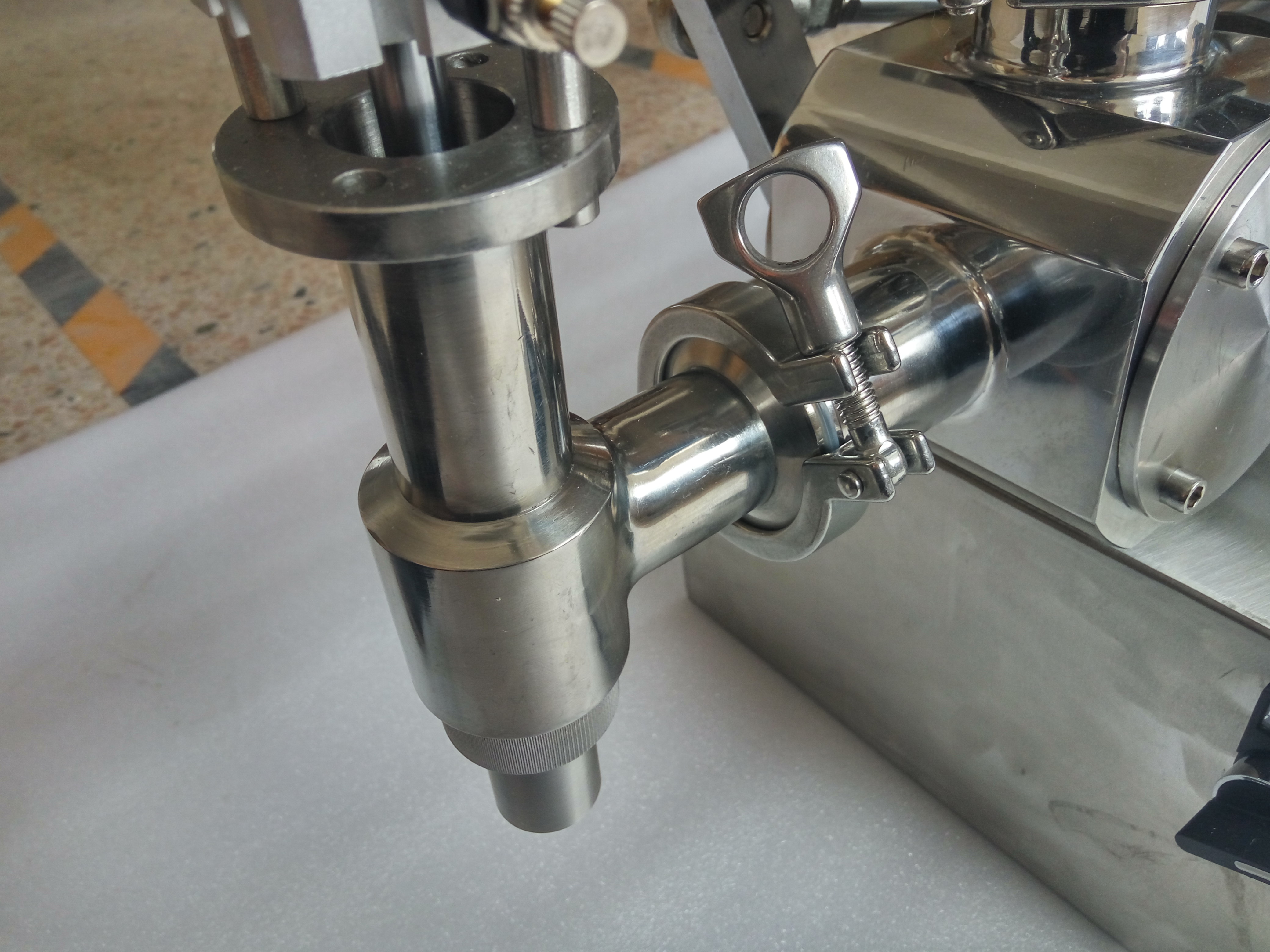 Sauce Bean Paste Liquid Paste Filling Machine With Mixer U Type Hopper