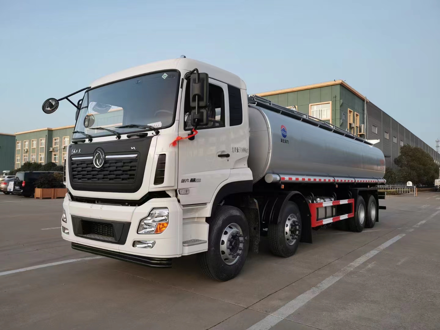 HOWO 6x4 20cbm 30000 Liters Oil Tank Truck Heavy Duty Fuel Delivery Truck