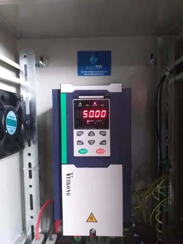 380V 400V 5.5KW 7.5KW MPPT Solar Pump Inverter For Solar Irrigation System