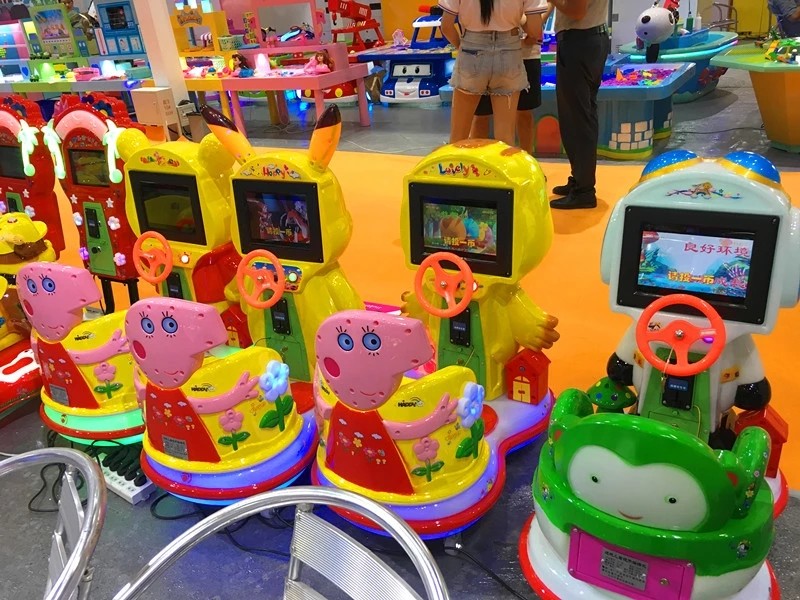 Customized Color Kiddie Ride Machines With Mp5 / Mp3 97x53x89 cm