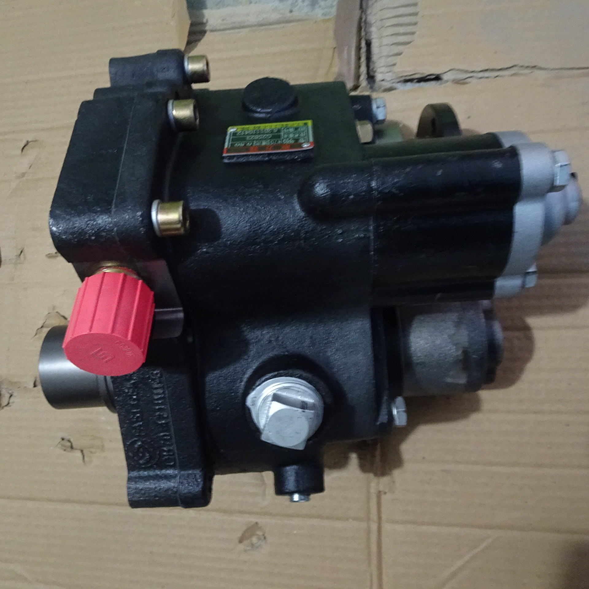 Fast QH70 G25823 power take-off flange connection original FAST PTO gear box parts