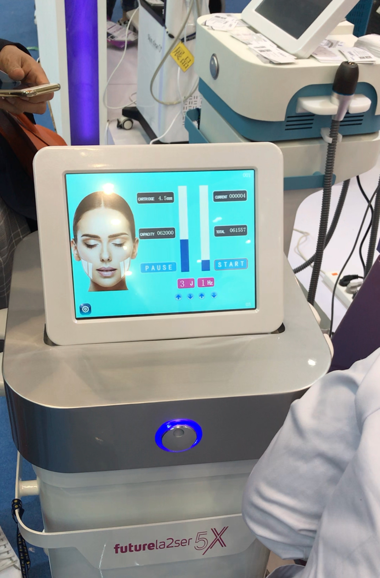 Hifu High Intensity Focused Ultrasound Machine , Hifu Facelift Treatment 4mm Depth