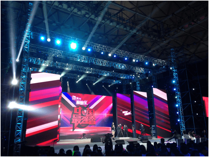 High Brightness 6000cd Indoor Outdoor 2K 4K Led Rental Display Led Screens For Events