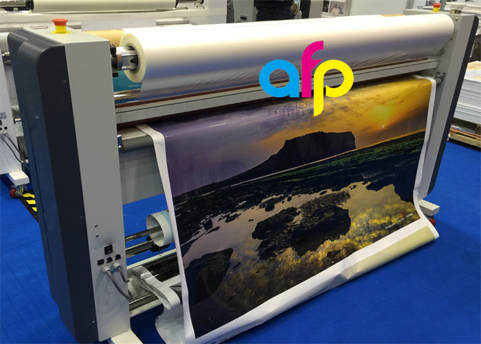 Matte Thermal Lamination Film , Multiple Extrusion Transparent Roll Laminating Film