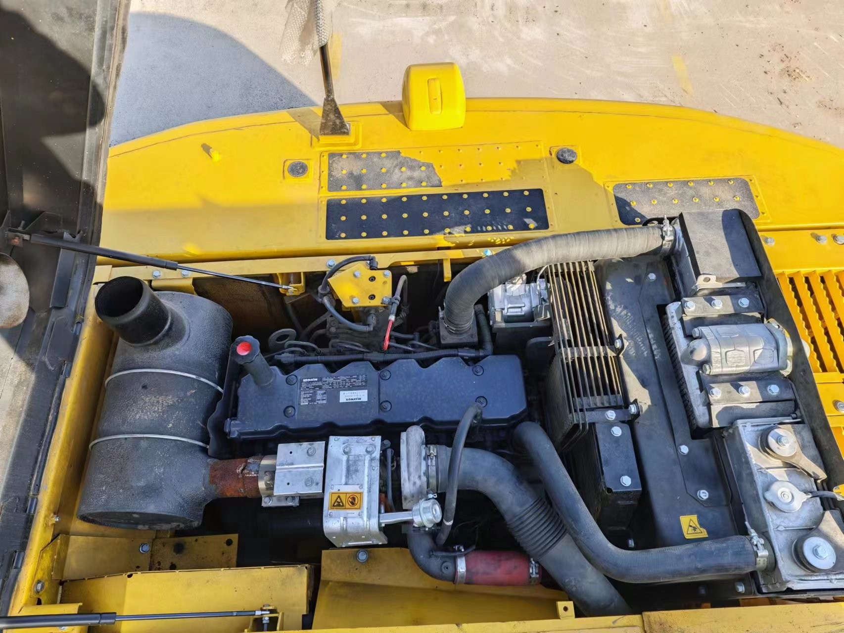 24ton Komatsu PC240LC-8 Hydraulic Crawler Excavator Low Hour Machine 123KW Power