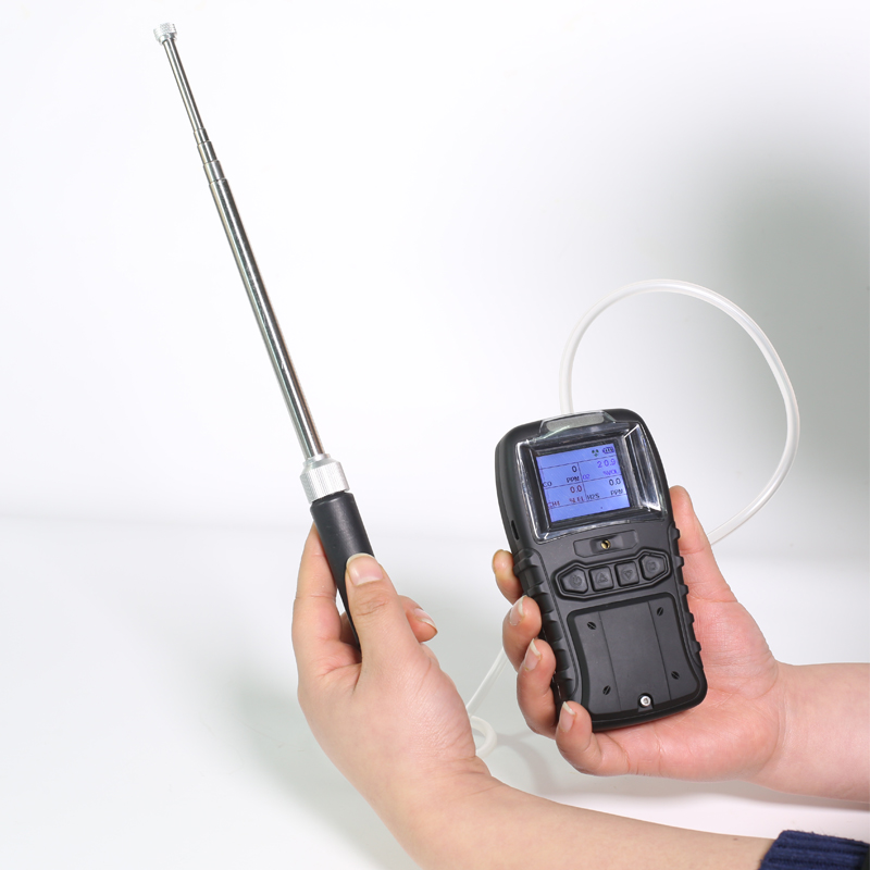 Built In Pump Combustible Gas Detector 300g High Sensitivity For Outdoor O2 SO2