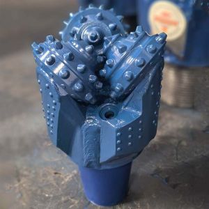 China Advanced Carbide Technology In Roller Cone Bits For Drilling In Air Or Water Circulation on sale