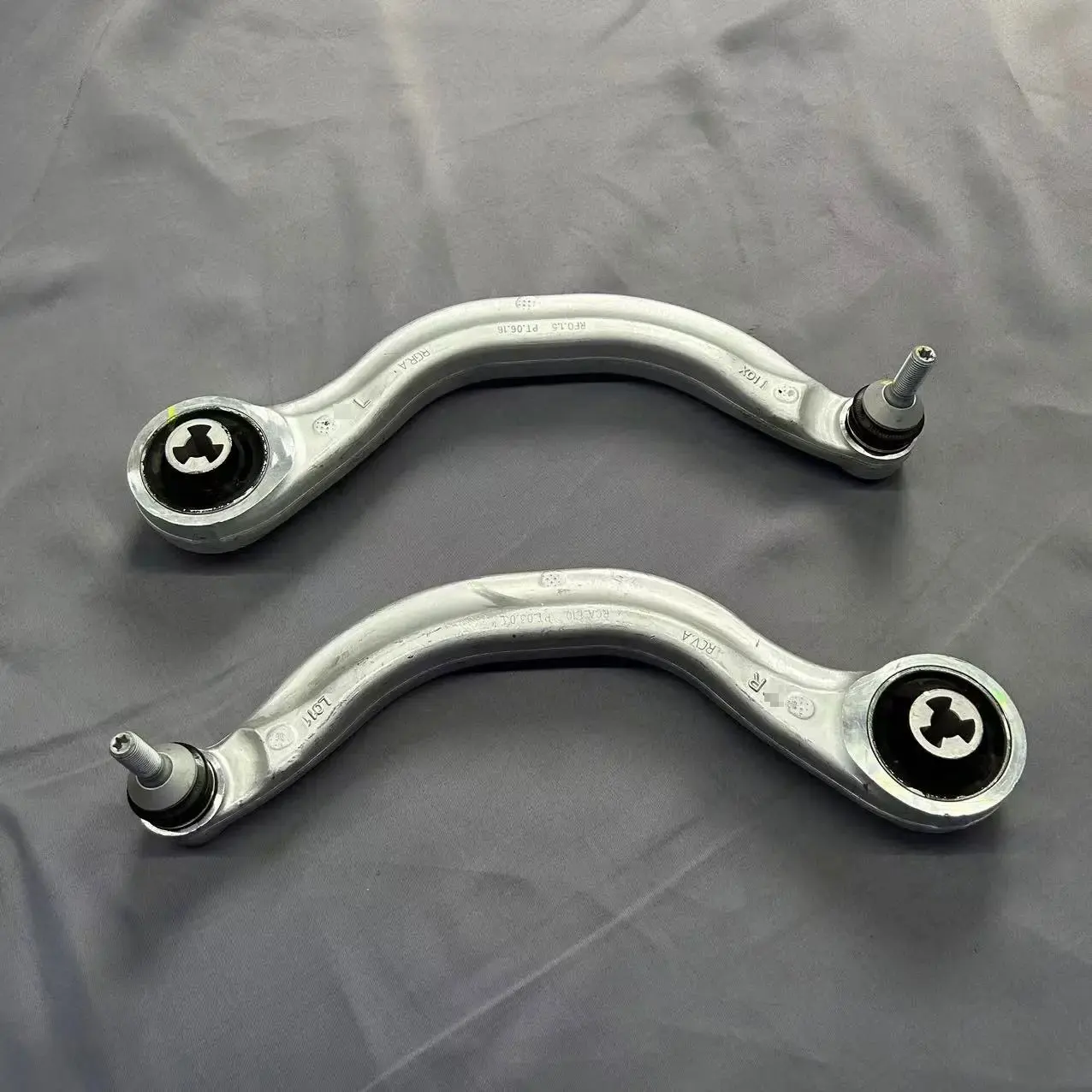 For Tesla Model 3 Model Y Control Arm Lower Lateral Link Front 2020 2021 2022 1188341-00-C 1044359-00-A