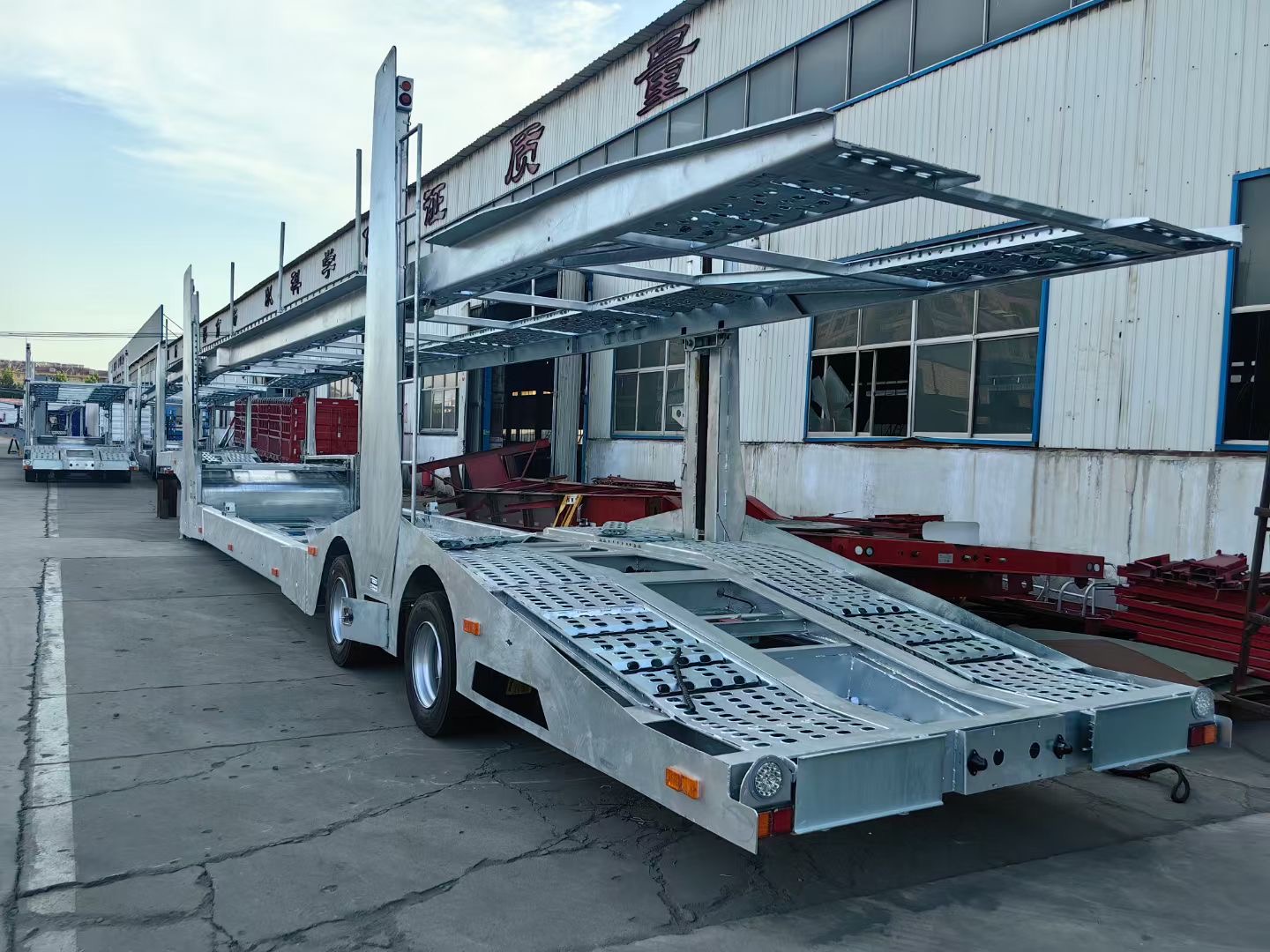 CIMC Factory Direct 2 Axle 6-8 Land Road Car Transport Semi Trailer