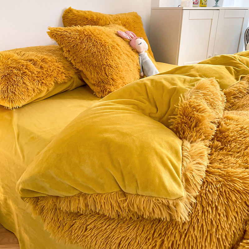 RTS Moss Green Color Luxury Shaggy Warm Mink Velvet Crystal Bedding Set for Winter