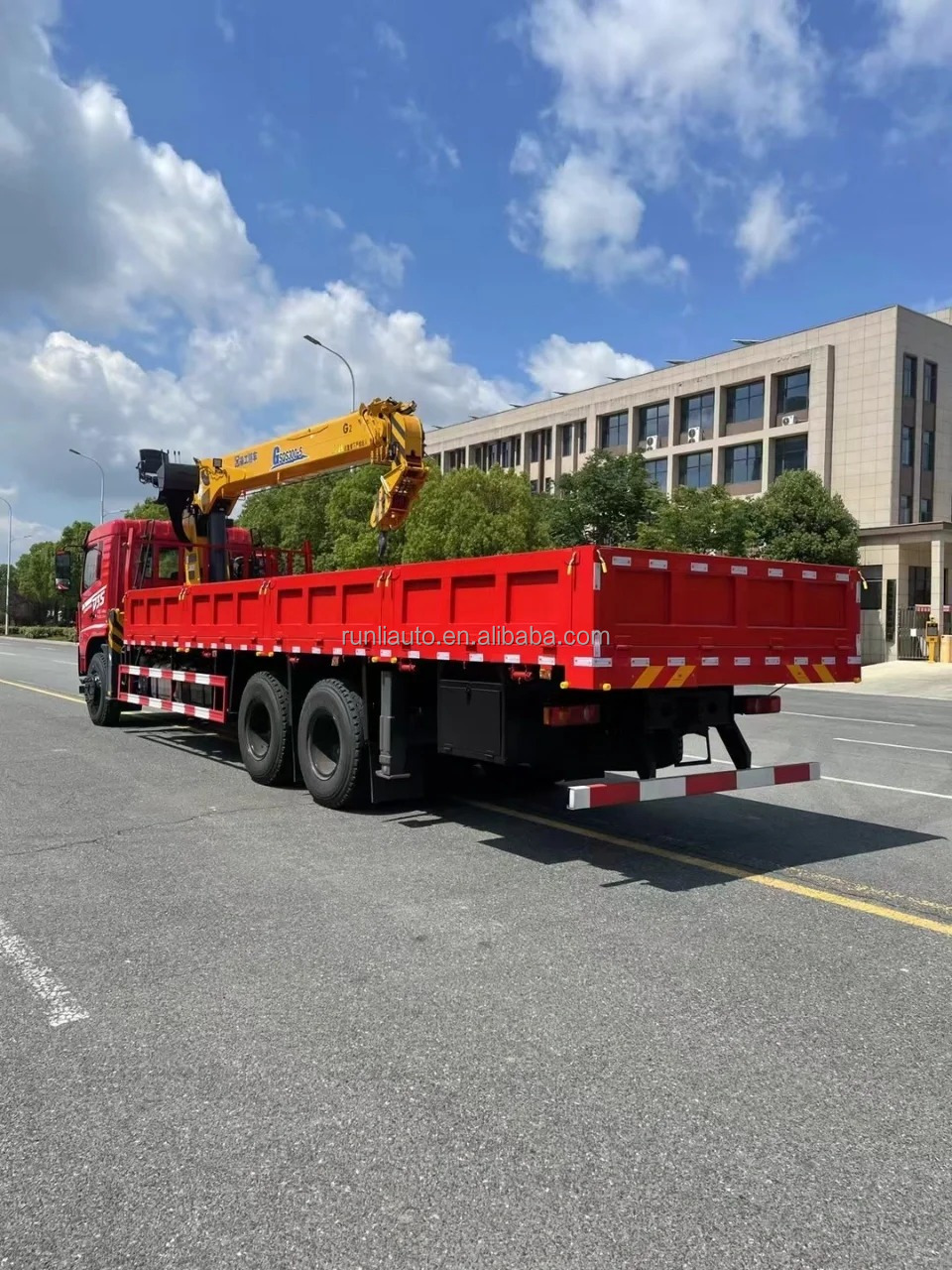 Factory DFAC DongFeng 6*4 Hydraulic Telescopic Boom Truck Mounted 10 Ton Crane