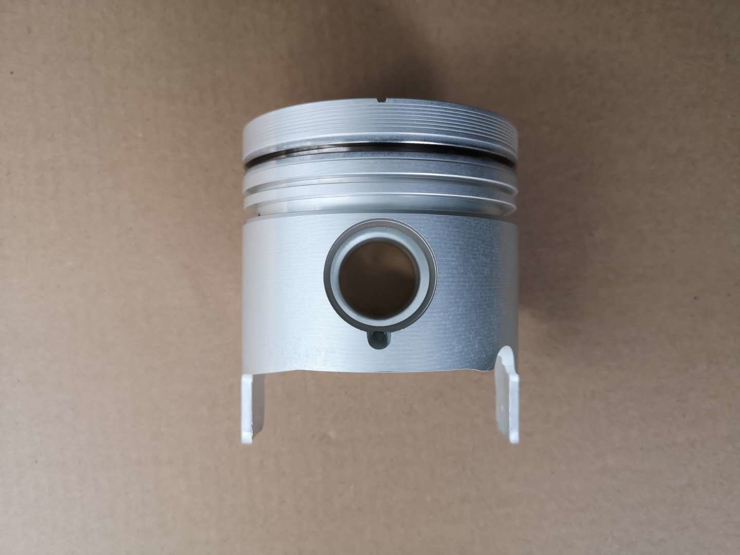 102.8mm Height 4JA1 Engine Piston 8979429850 Isuzu Dmax Pickup Engine Piston Code 9850