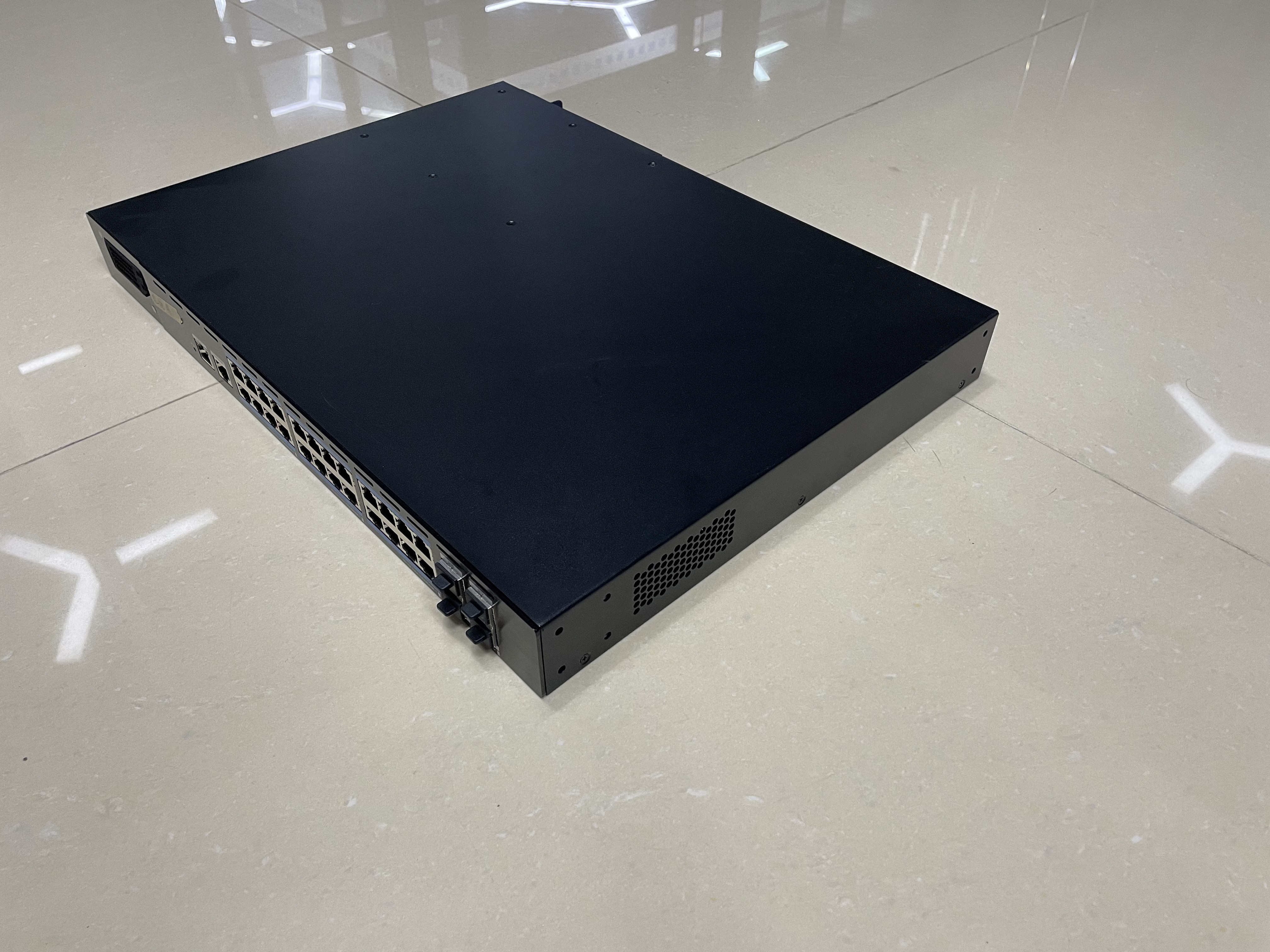 China Manufacturer Supply Custom Sheet Metal Aluminum Stainless Steel Box Enclosure Parts