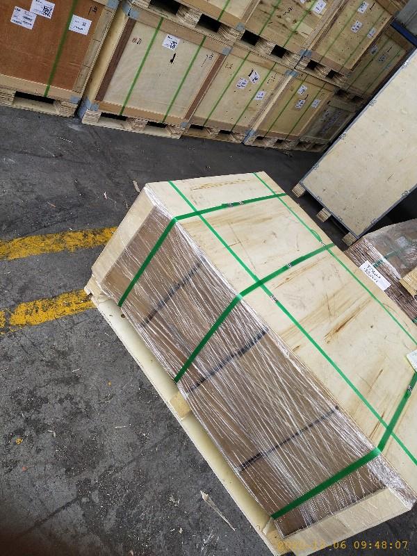 package-img