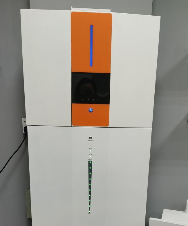 10Kwh Lifepo4 Storage Battery Power Storage Wall With Inverter Controller