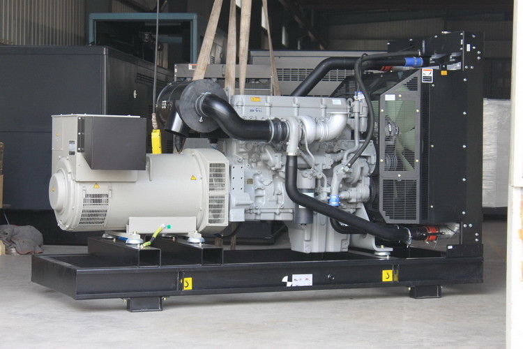 120KW 150KVA UK Diesel Power Generator With Perkins Electric Diesel Generator