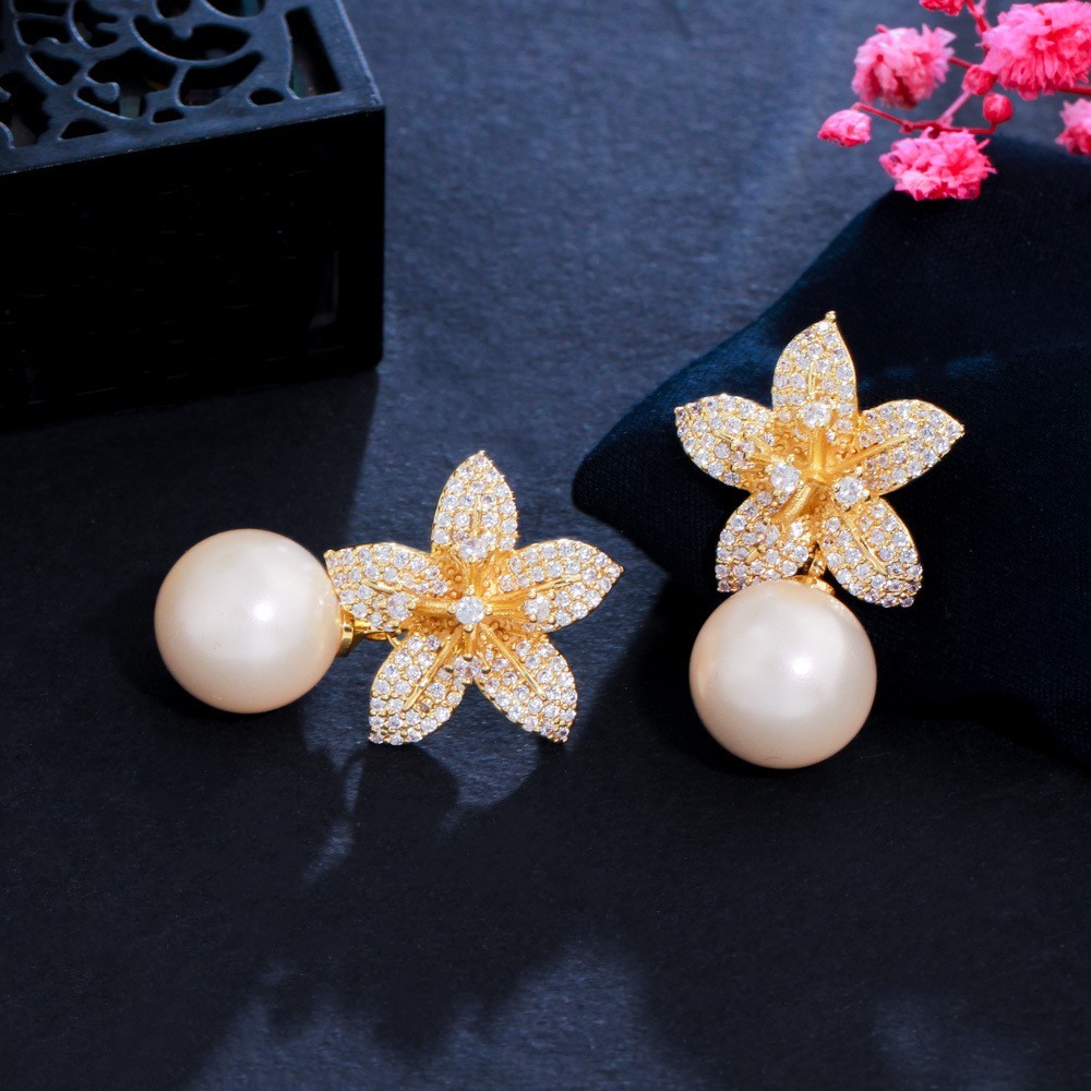 Classic AAA+ Cubic Zirconia Stud Pearl Earrings For Women Party Gift Crystal Pearl Earings Fashion Pearl Earring Jewelry
